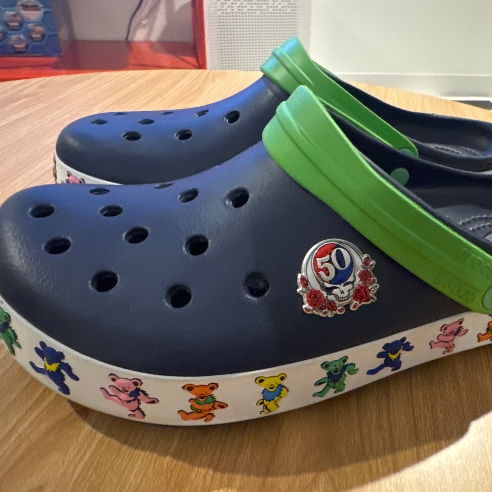 Grateful Dead 50th Anniversary Crocs’s AND Jibbitz Pack